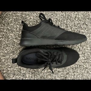 Womens Black Adidas Cloudfoam super training shoes size 7.5